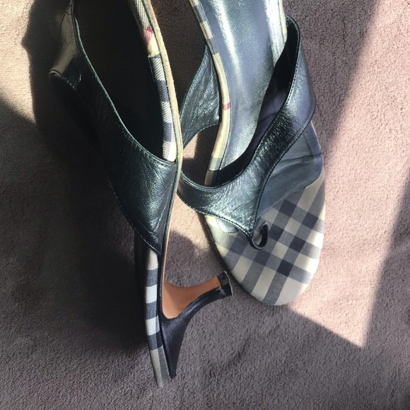 Burberry nova check kitten heel sandals - Picture 4 of 5